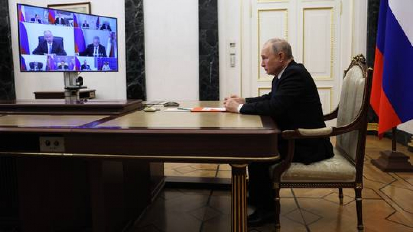 Tổng thống Putin chỉ ra hạn chế của quân đội Ukraine