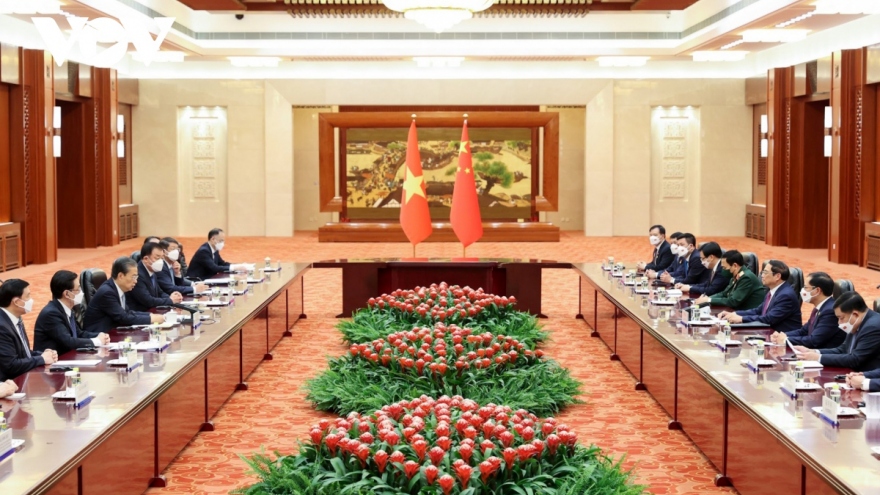 PM Chinh meets with top Chinese legislator