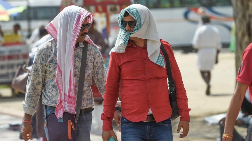 Nắng nóng khắc nghiệt ở Ấn Độ, gần 100 người tử vong
