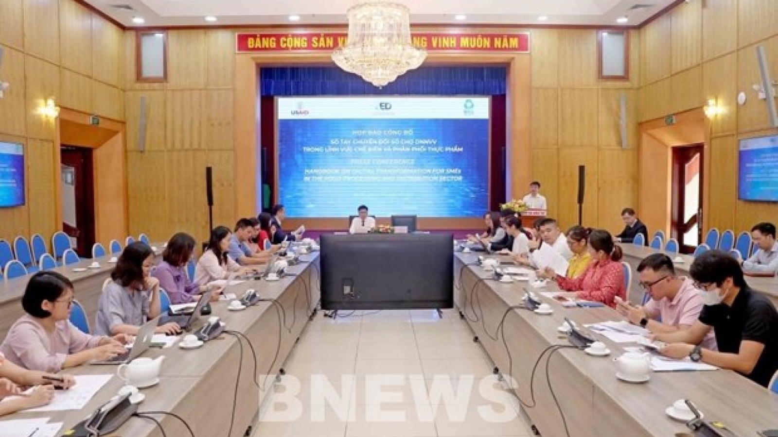 Handbook on digital transformation for SMEs introduced
