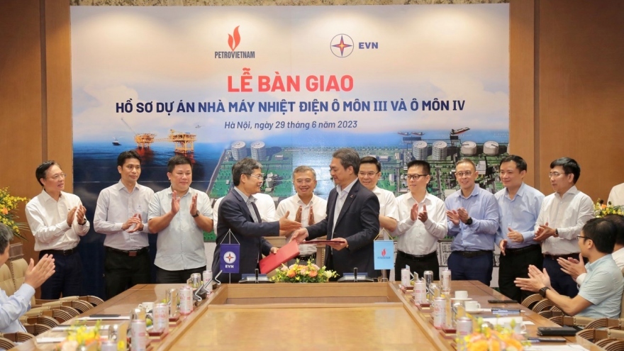 Petrovietnam tiếp nhận bàn giao hồ sơ Dự án Nhiệt điện Ô Môn III và Ô Môn IV