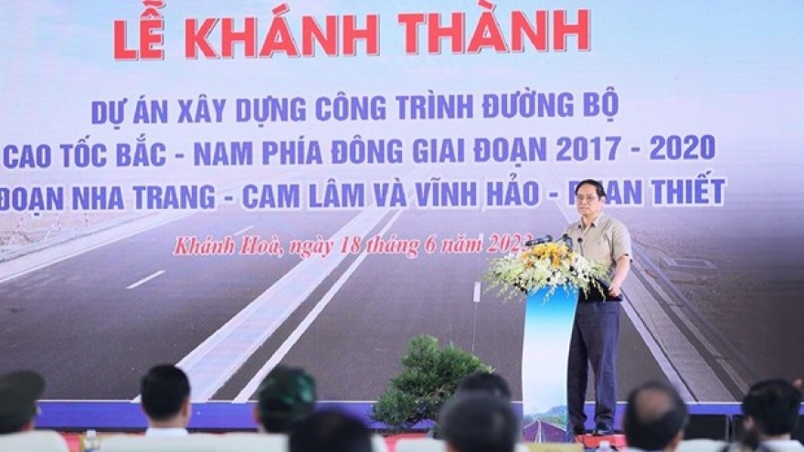 PM attends inauguration of two expressways in south central region