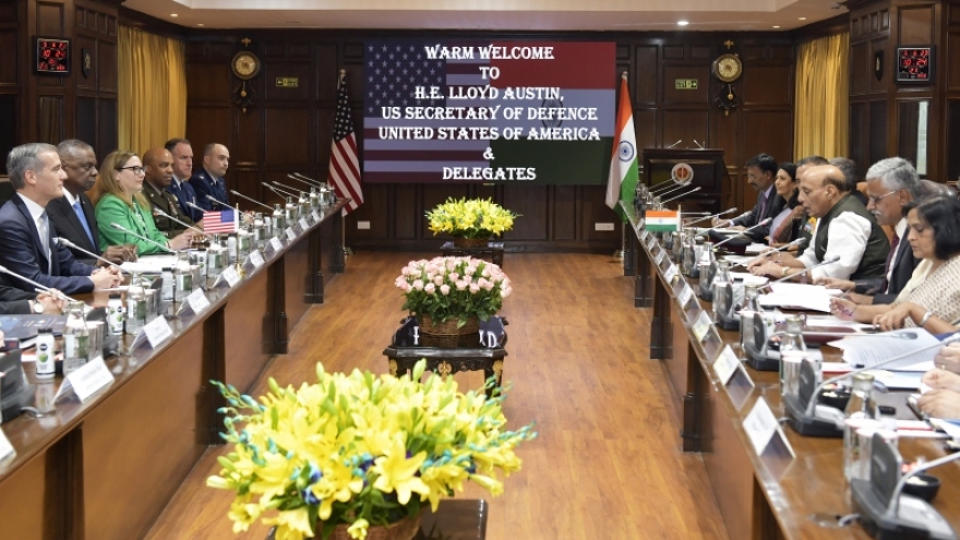 Bộ trưởng Quốc phòng Ấn Độ, Mỹ hội đàm, bàn hợp tác sản xuất thiết bị quân sự