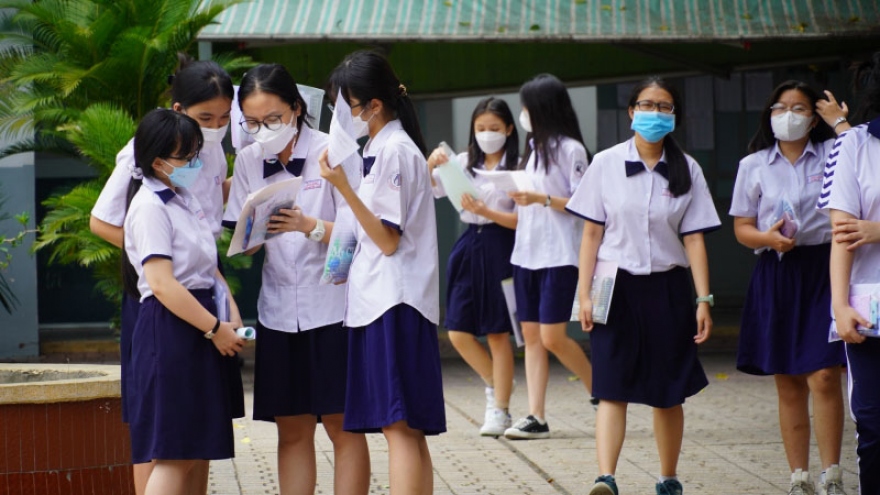 TP.HCM lên tiếng về nội dung gây tranh cãi trong đề thi môn Toán vào lớp 10