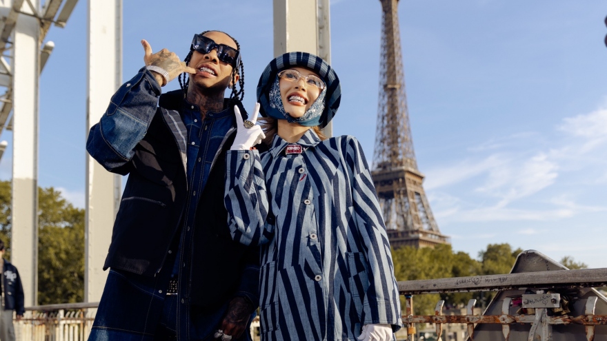 Quỳnh Anh Shyn ngồi hàng ghế đầu show Kenzo cùng Pharrell Williams, Tyga