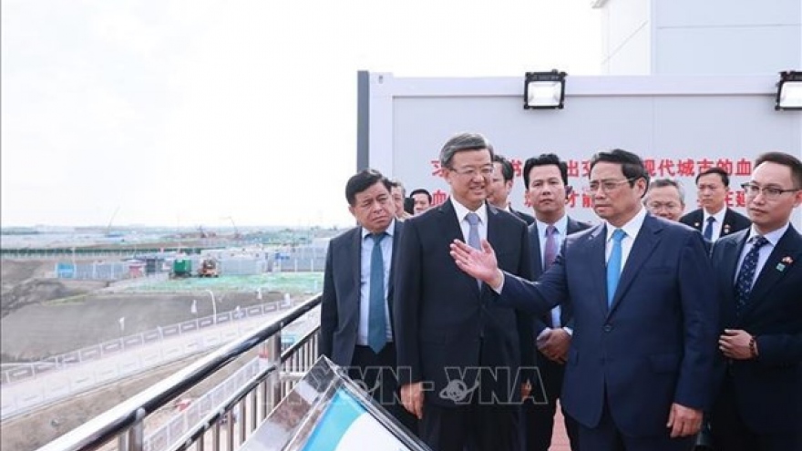 PM Pham Minh Chinh visits China’s Xiong'an New Area