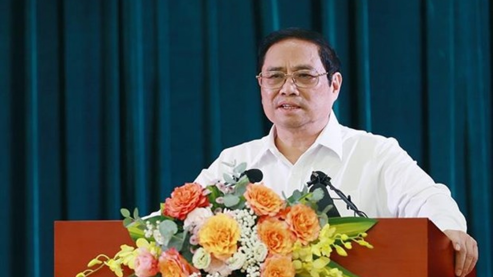 PM asks for development of professional, modern, humanitarian revolutionary press
