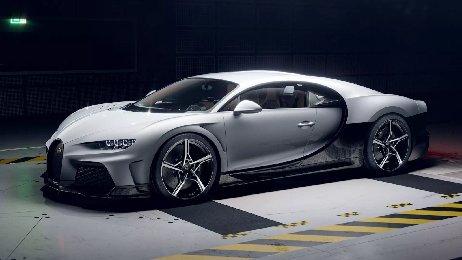 Bugatti triệu hồi Chiron Super Sport trị giá 4 triệu USD vì lắp nhầm bánh xe