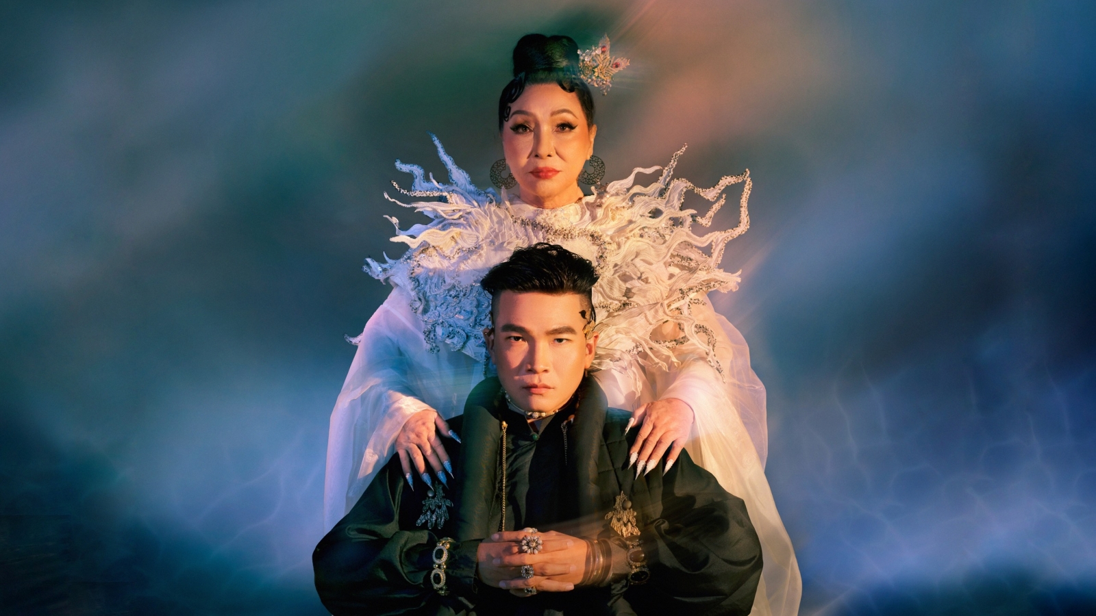 NSND Bạch Tuyết và rapper Wowy ra MV kết hợp cải lương với Rap