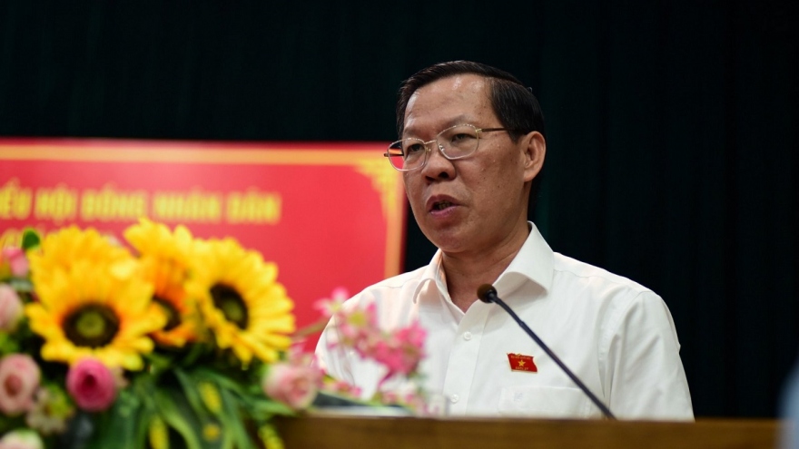 Nhiều yếu tố “ngoại công, nội kích” ảnh hưởng đến kinh tế TP.HCM