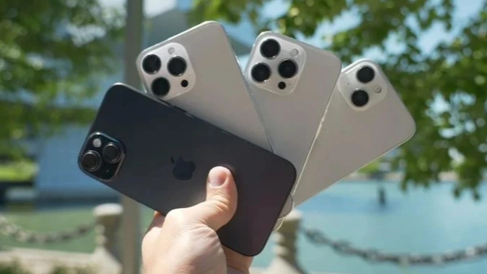Giá iPhone 15 Pro và iPhone 15 Pro Max sẽ tăng cao
