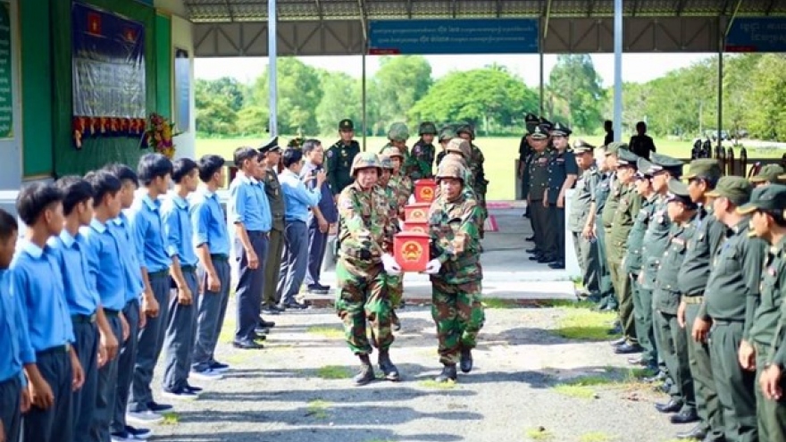 Remains of 83 voluntary soldiers, experts repatriated from Cambodia