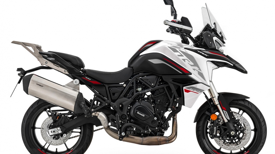 Benelli TRK 702 và TRK 702X 2023 có gì khác biệt?