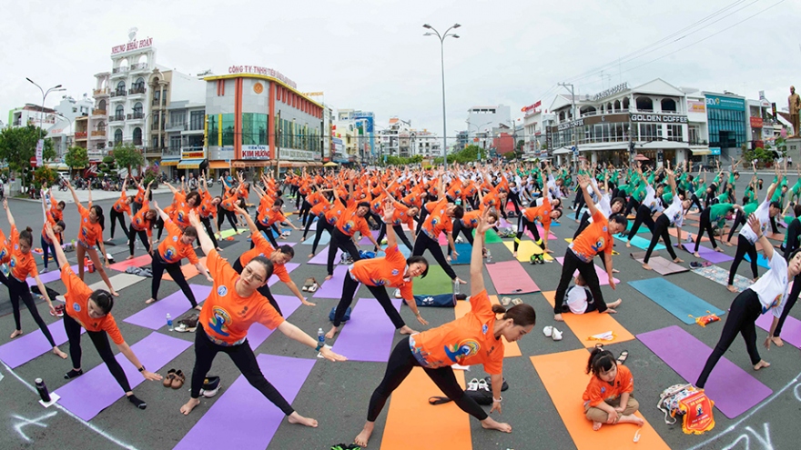 International Yoga Day takes place in An Giang