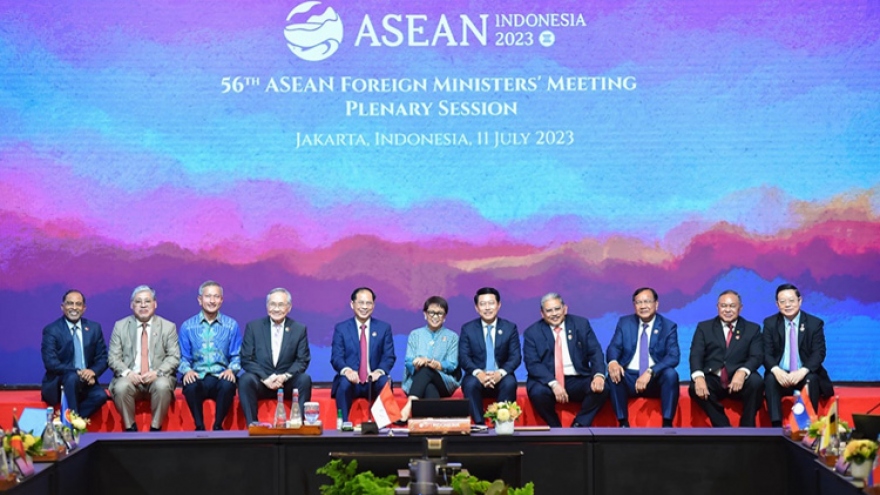 ASEAN resolves to become epicentrum of growth