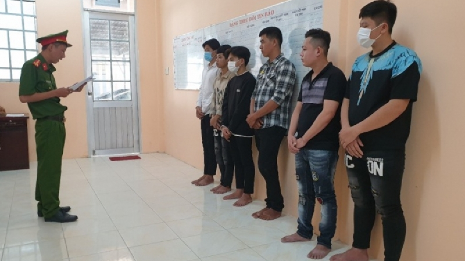 Khởi tố 5 đối tượng ở Hậu Giang về hành vi cố ý gây thương tích