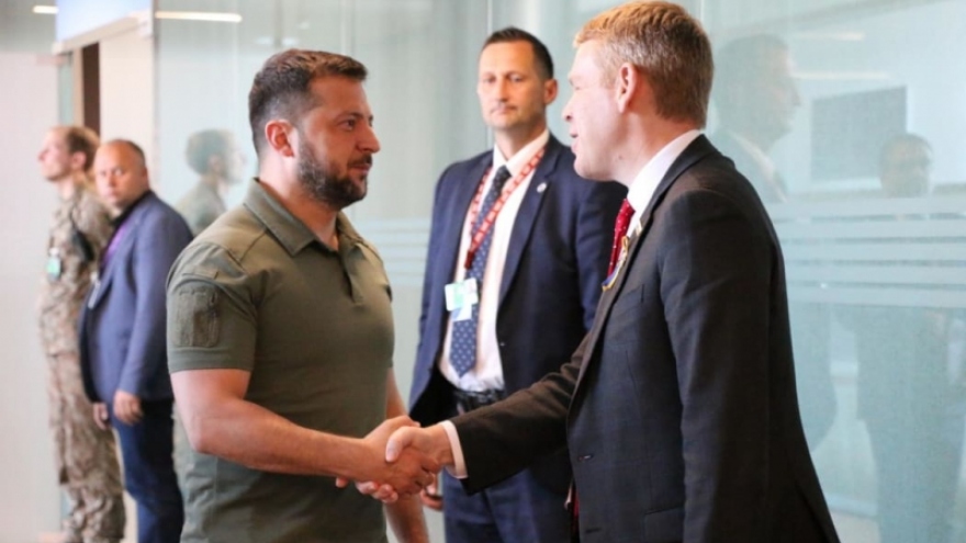 New Zealand cam kết tiếp tục viện trợ quân sự cho Ukraine
