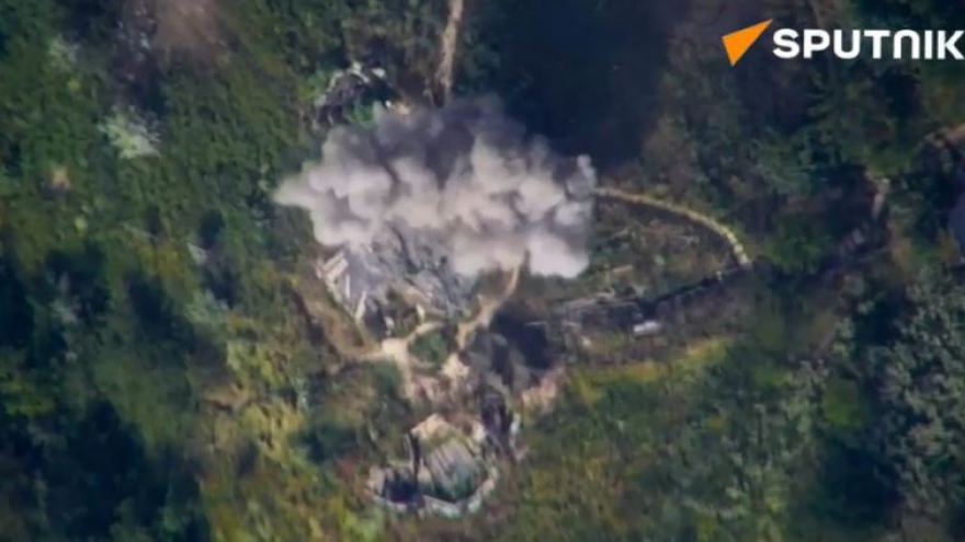 Nga dùng UAV cảm tử Lancet phá hủy kho đạn và lựu pháo đối phương