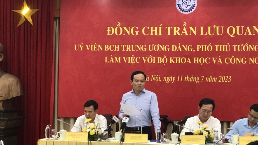 Phó Thủ tướng Trần Lưu Quang làm việc với Bộ Khoa học và Công nghệ