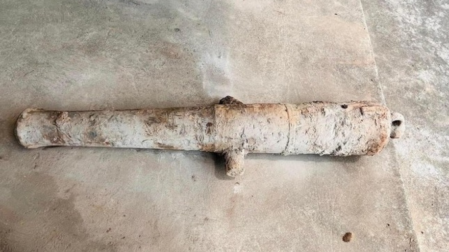 A cannon of the Nguyen Dynasty discovered in Hai Phong