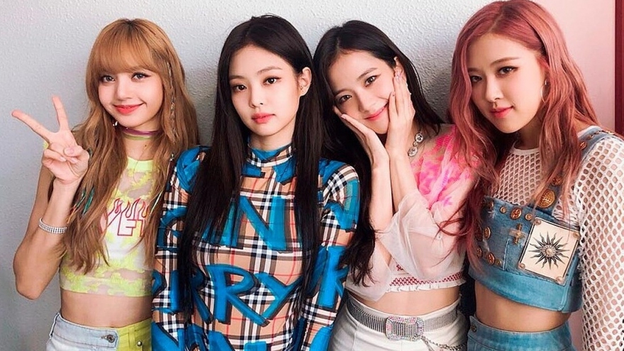 Bộ Văn hoá yêu cầu giải trình vụ 'tranh cãi bản quyền' show BlackPink