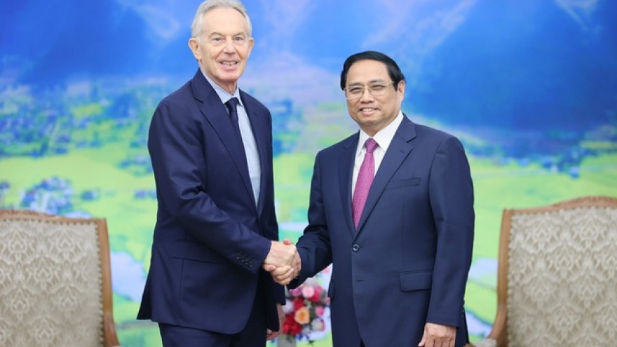 PM hails former UK Prime Minister’s contributions to bilateral ties with Vietnam