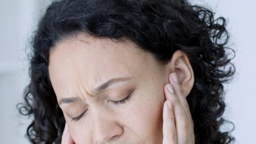 Lưu ý đau tai rất có thể là dấu hiệu của ung thư vùng họng