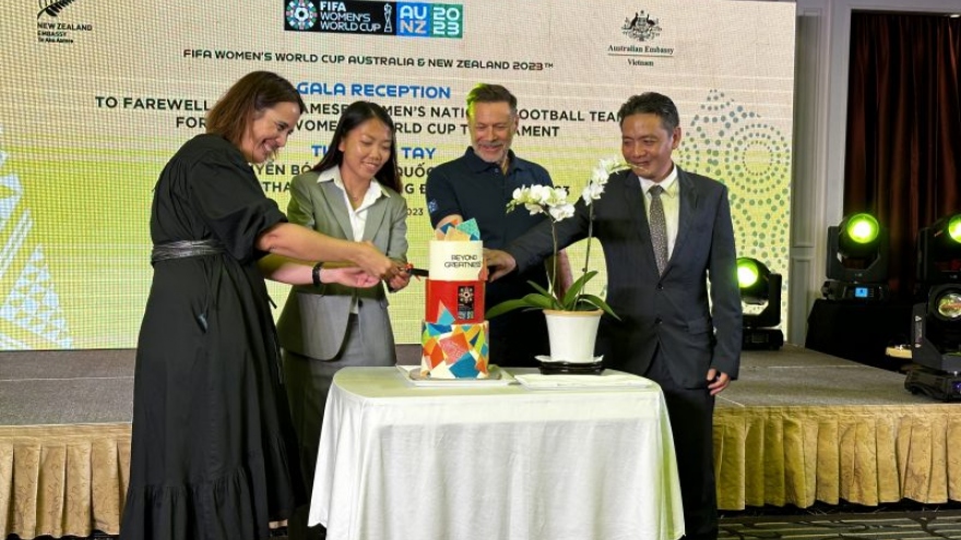 ĐT nữ Việt Nam được Đại sứ quán New Zealand và Australia "tiếp lửa" trước World Cup