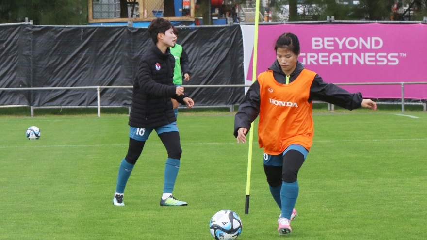 ĐT nữ Việt Nam có ngày tập luyện "đặc biệt" để chuẩn bị đấu ĐKVĐ World Cup