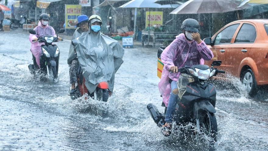 Thời tiết ngày 18/7: Bão số 1 gây mưa lớn ở Bắc và Trung Bộ