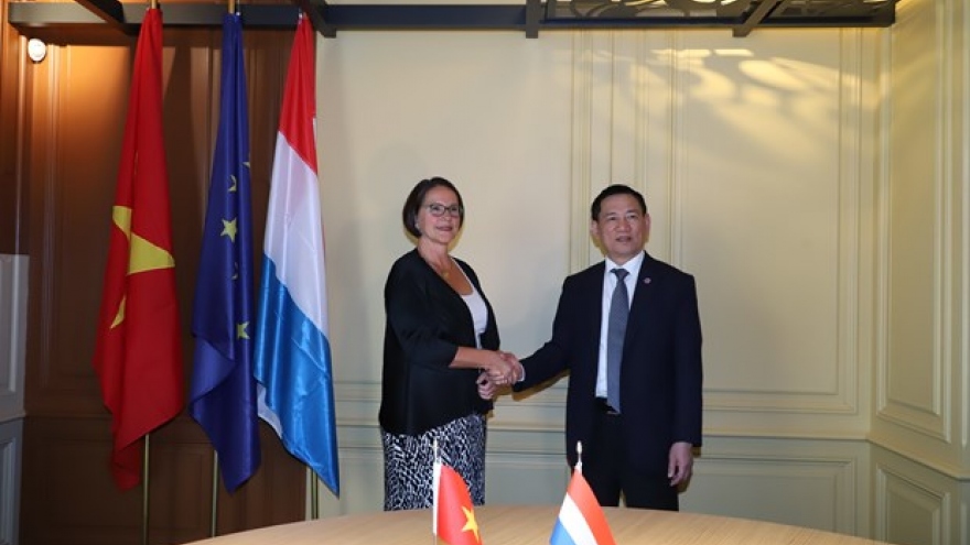 Vietnam seeks stronger green finance ties with Luxembourg