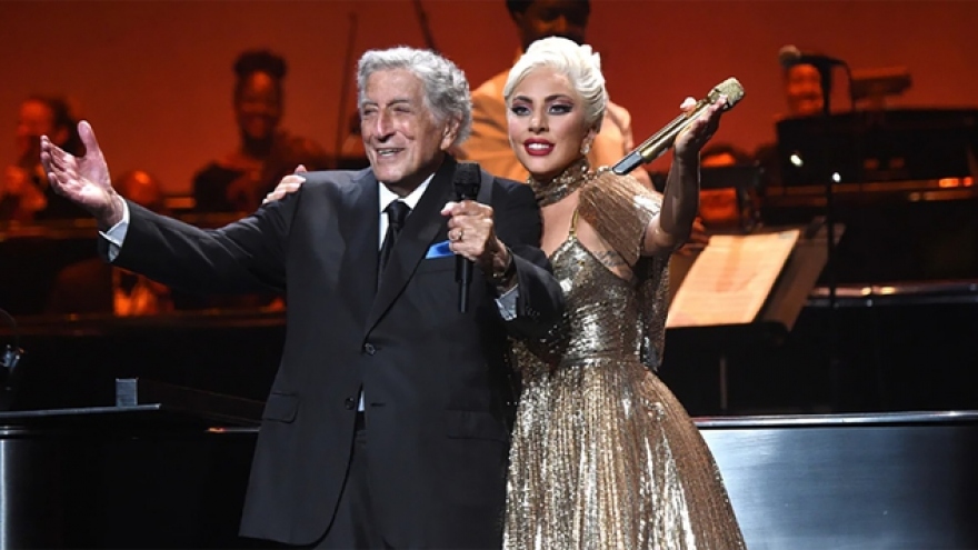 Lady Gaga tưởng nhớ huyền thoại âm nhạc Tony Bennett