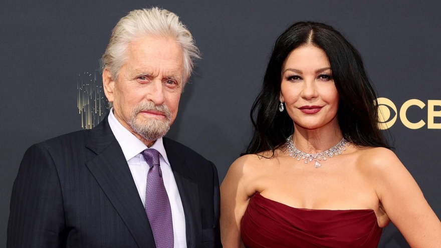 Cuộc hôn nhân hơn 2 thập kỷ của Michael Douglas với vợ kém 25 tuổi