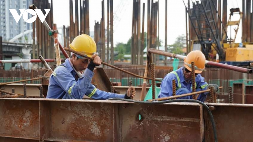 TP.HCM đẩy nhanh đầu tư công, kích cầu tiêu dùng từ nay đến cuối năm
