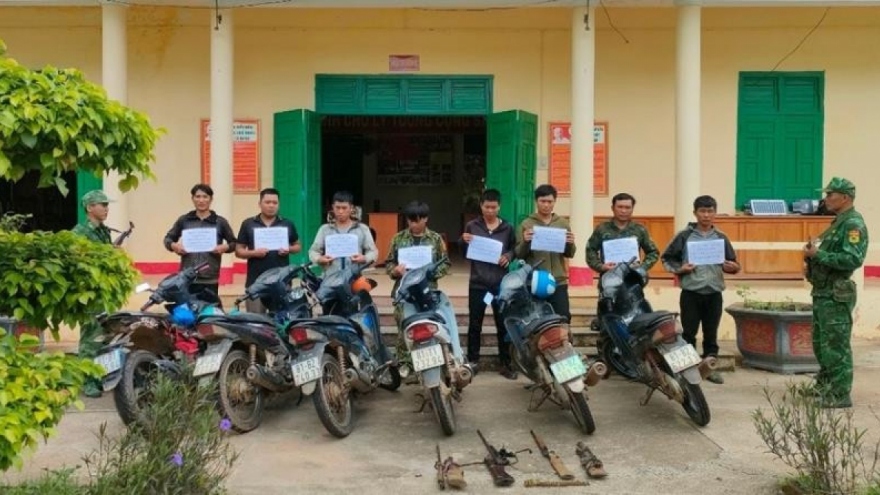 Nóng 24h: Phát hiện nhóm người tàng trữ súng tự chế ở Gia Lai