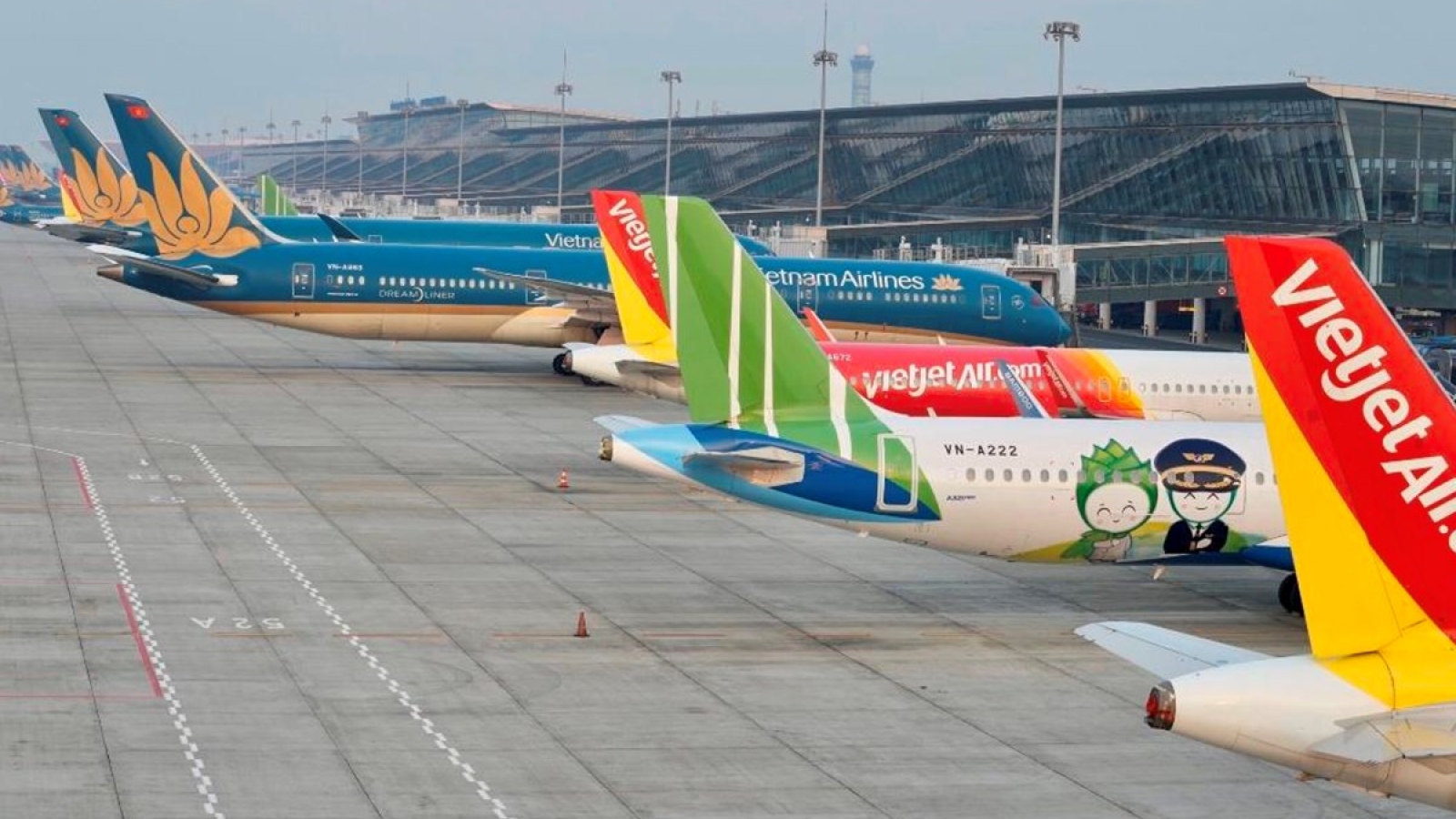 Noi Bai, Cat Bi, and Van Don international airports reopen