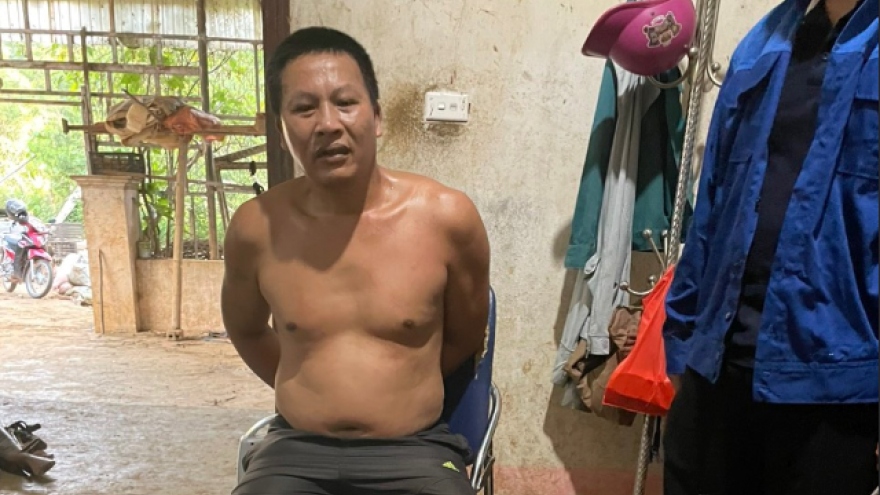 Xóa sổ tụ điểm ma túy giữa đồi chè tại thành phố Lai Châu