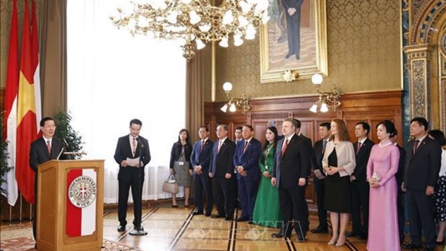 President asks Vienna to cooperate with Vietnamese localities