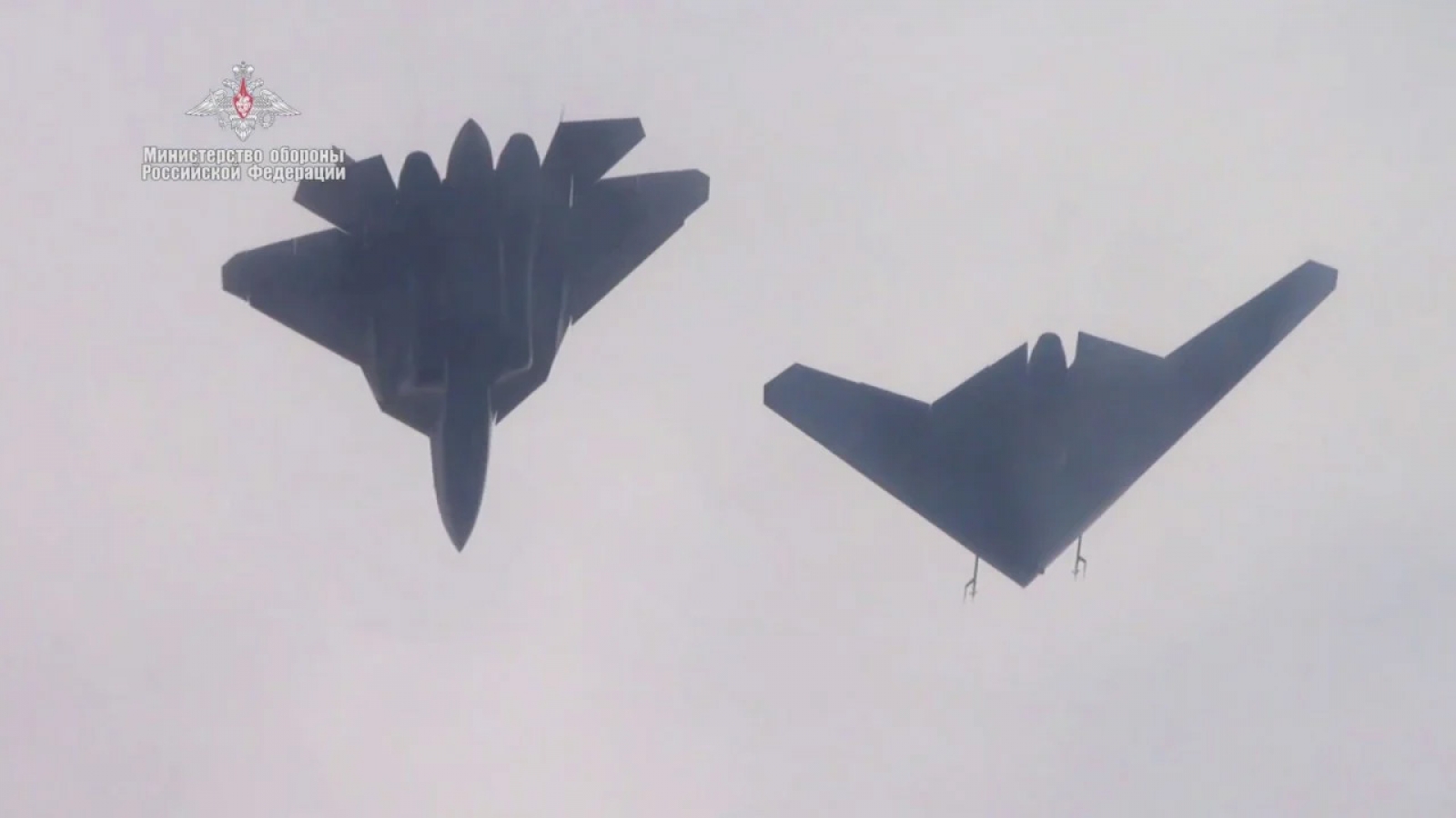 Nga phát triển cấu hình Su-57 làm “máy bay mẹ” cho UAV