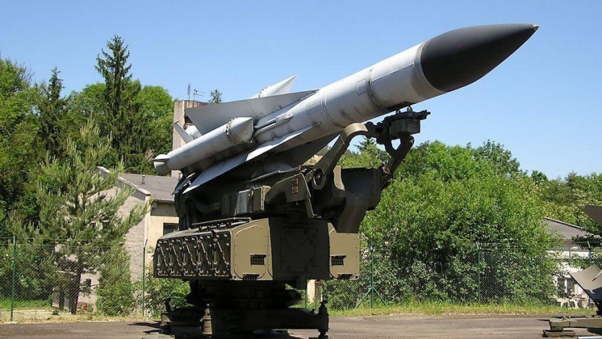 Nghi vấn Ukraine sử dụng “lá chắn thép” S-200 làm vũ khí tấn công mặt đất