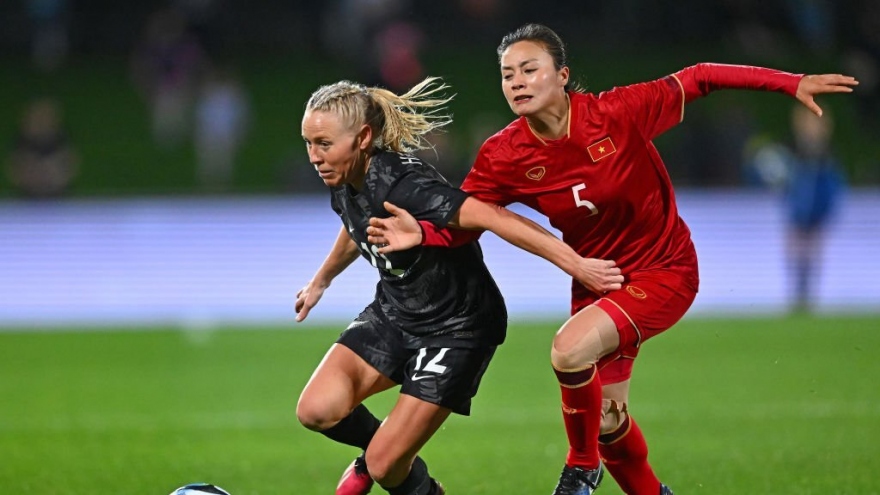 HLV Mai Đức Chung nói gì sau trận ĐT nữ Việt Nam 0-2 ĐT nữ New Zealand