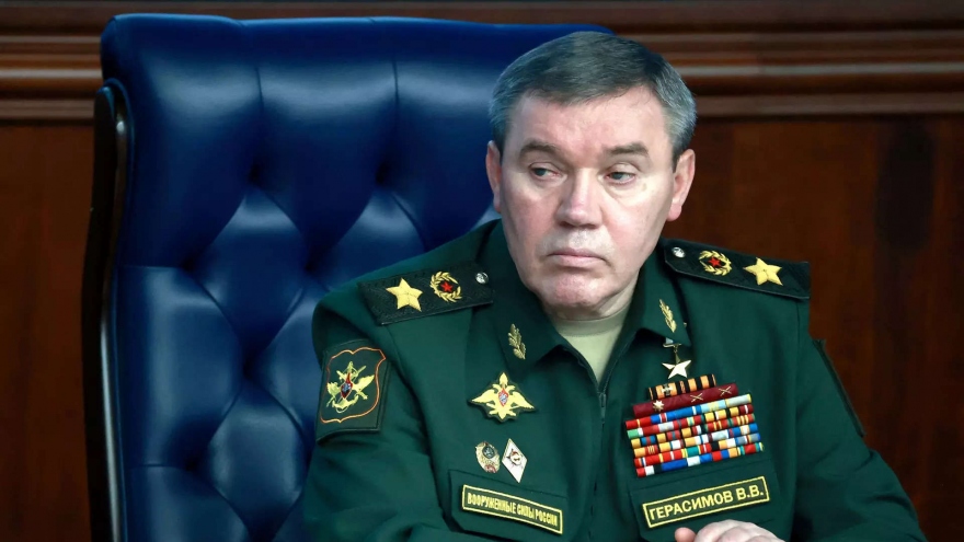 Tướng Nga xuất hiện sau nghi vấn mất tích, yêu cầu tấn công phủ đầu Ukraine