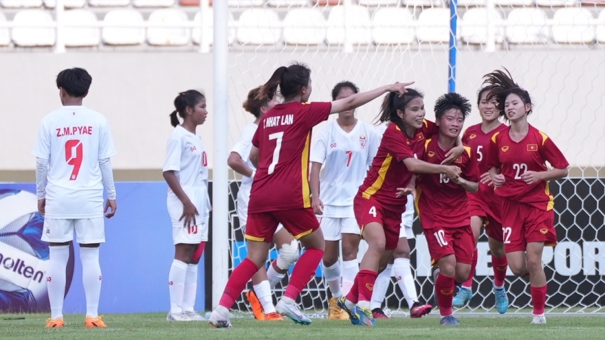 Người hùng của U19 nữ Việt Nam nói gì khi vào chung kết Đông Nam Á?