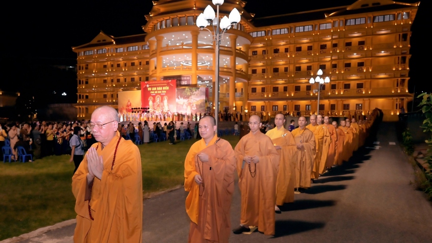 Trang nghiêm lễ Vu lan báo hiếu ở Học viện Phật giáo Việt Nam