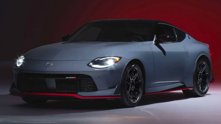 Nissan Z Nismo 2024 trình làng người hâm mộ với một loạt nâng cấp đáng tiền