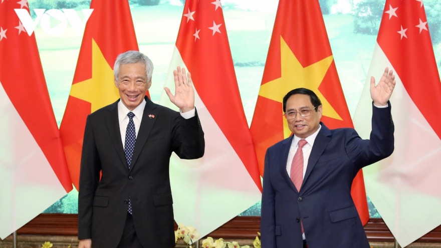 Vietnam and Singapore to lift ties to comprehensive strategic partnership