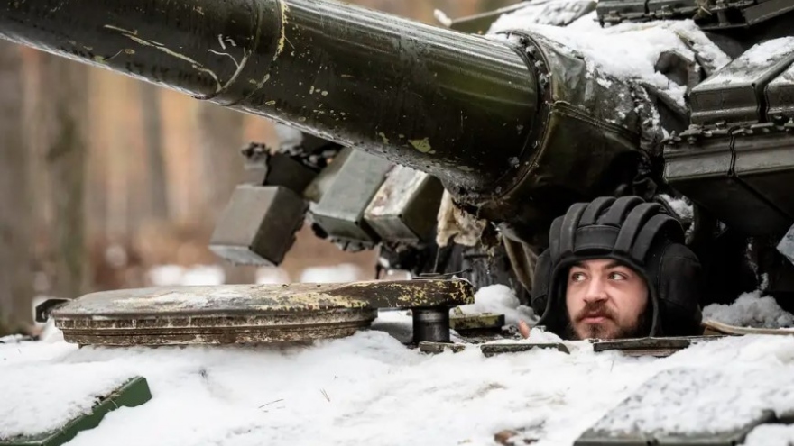 Xe tăng Ukraine liên tục bị bãi mìn Nga xóa sổ, Kiev đau đầu tìm giải pháp