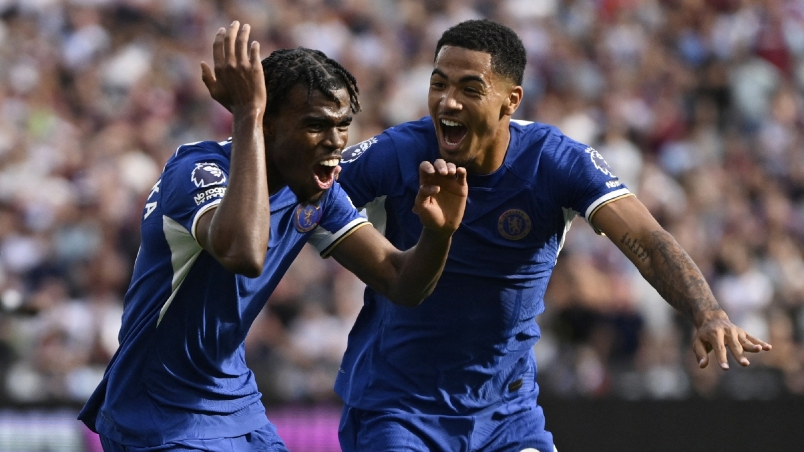 Bảng xếp hạng Ngoại hạng Anh mới nhất: Chelsea và MU gây thất vọng