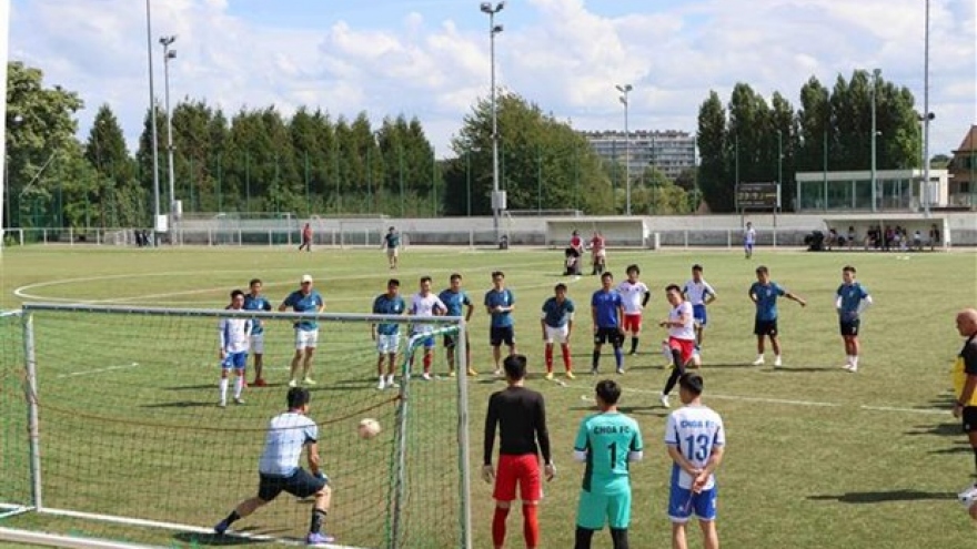 Football tournament held to mark 50 years of Vietnam-Belgium ties