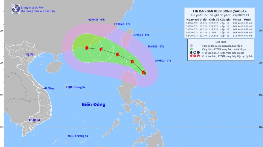 Cơn bão rất mạnh Saola có khả năng di chuyển vào biển Đông